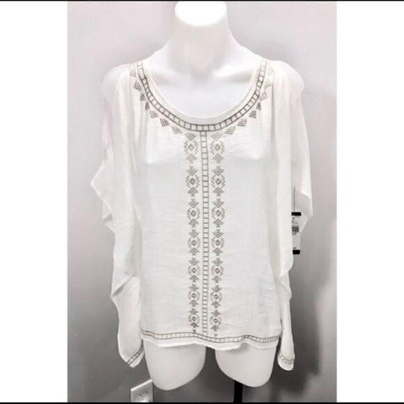 AGB Tops - AGB flowey white embroidered cold shoulder caftan blouse
